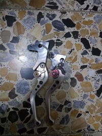 يدات ماكس رمبه شلعناه من دراجه عدله اربعه ولفات  سعره مناسب جدأ ٠٧٧٧٧٧...