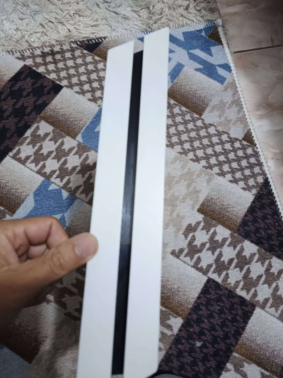 بليستيشن4فات الجهازغيرمفتوح الهارد500 النظام 13.2 السعر125الف للاتصال ***********
