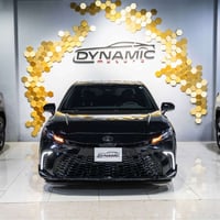 كامري هايبرد SE • ٢٠٢٥ • وارد امريكي