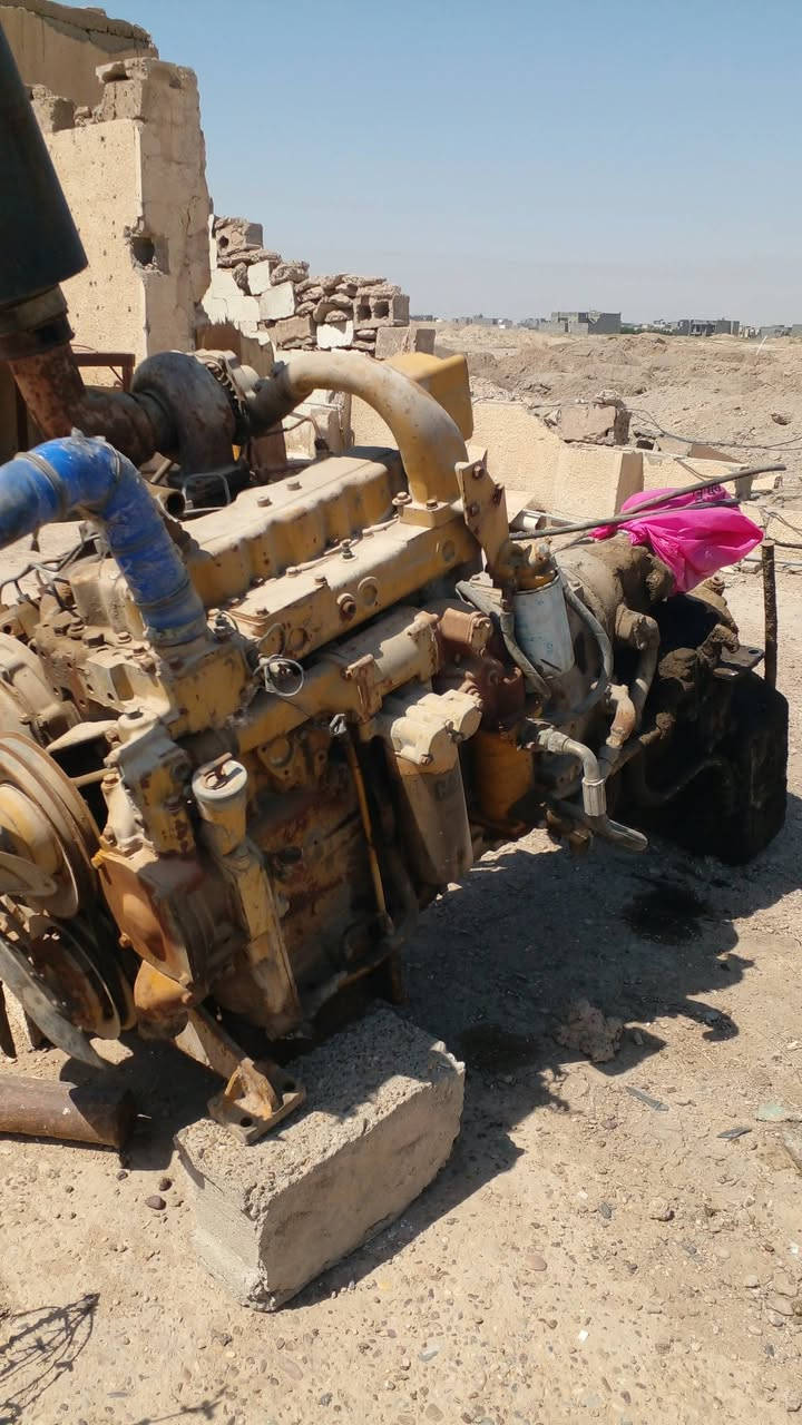 اغراض شفل كتربلر ٩٥٠ محرك جديد ابو البليته بخاخ مع راتيتر كامله جديده فافون مع باقي الاغراض المعروضه بالصور للبيع .موبايل *********** و*********** المكان معارض الفلوجه السريع خلف محطة الوقود.
