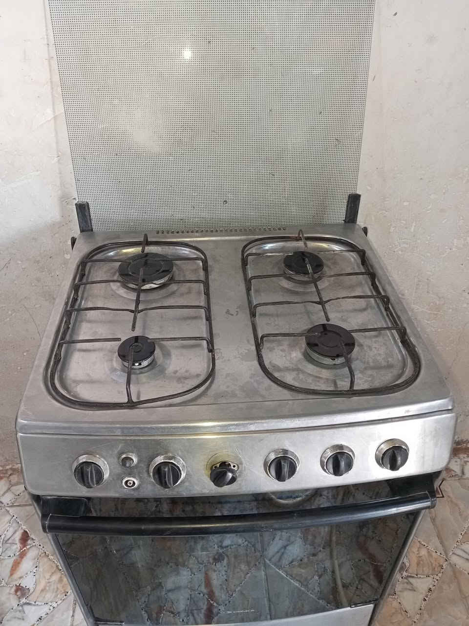 السلام عليكم طباخ للبيع لسعر80وبي مجال العنوان الزبير حي الشهداء


**إذا كنت صاحب هذا الإعلان وتريد حذفه لأي سبب، رجاءا أرسل رسالة إلى الدعم الفني**