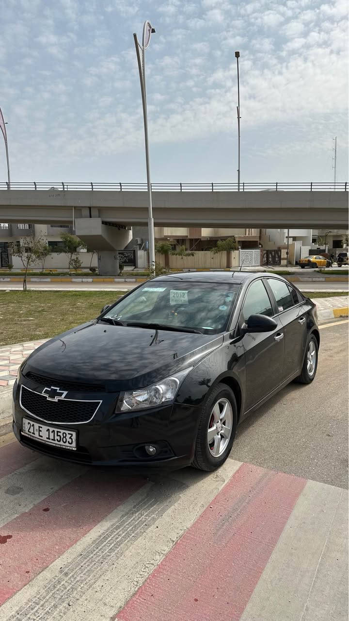 شوفرليت كروز 2012 داخل لونين 🩶🖤
فول اوتوماتيك شاشه وكاميرا مثبت سرعه  سنتر لوك  بيلاد 🚙 ماشيه 71 الف وبيها دفتر بانزين ⛽️
صبغ قطعتين بدون دواخل🤍
كير اوتو ميكانيك محرك شرط لا صرف ولا بخار🩵
رقم  سنويه هيزه جديد لحد 2031 شرط تحويل  تبريد ❄️ ثلج سعر مناسب 75 وبيها مجال بسيط مكان سيارا كركوك "***********"🦋 نقد فقط 💗 كركوك, العراق
