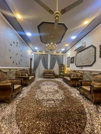 ١٠ مقاعد • ٤ طبلات • باترينة