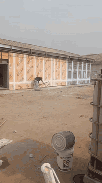 شركت الأصدقاء تقدم كل العروض والصباغ والديكورات وكافت الترميم للاستفسار الاتصال على الرقم يوجود واتساب ***********///***********
