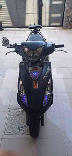 السلام عليكم دراجه كامكو V2 للبيع موديل 2013 دراجه محرك مكفول كفاله عامه دراجه مكفوله جاهزه صارلها اقل شهر من طالعه من الرمبه  سعر 800  وبيها مجال رقمي للتواصل ***********
