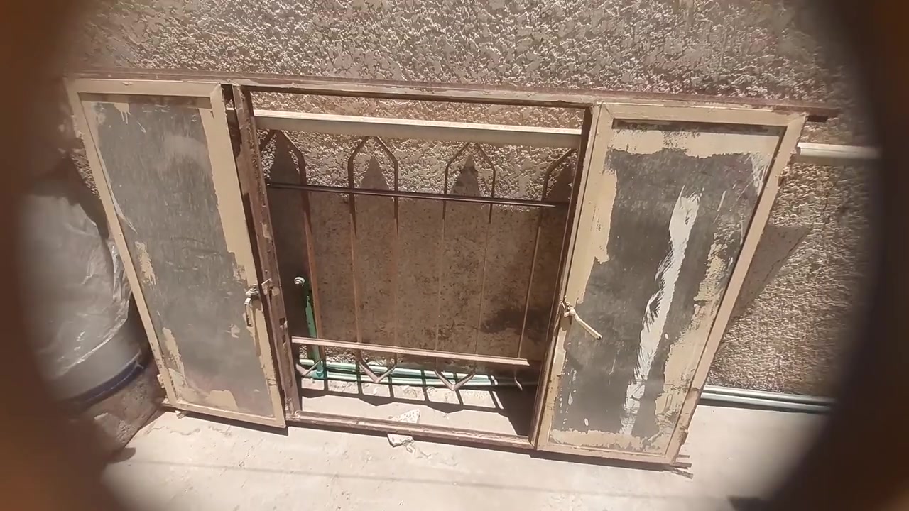 للبيع شباك نظيف الاستفسار علا هاذه الرقم ***********بي واتساب
