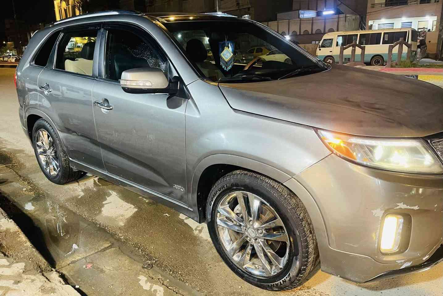 بيع او مراوس حسب القناعة

سورنتو2014 وارد امريكي فئة EX فول 

رقم بغداد تحويل مباشر 

بيها فقط بنيد  دواخل سونار مرفق 

كير محرك كفالة 
بيها باب الساىق صبغ

بصمة كشنات جلد فورويل 7 راكب 6 سلندر 3   قطع تبريد كشنات كهرباء شاشة كبيرة مانع انزلاق رادارات بعد بيها اهواي مواصفات فول واحد على واحد
بردات خلفيه
كشنات جلد تتفه تبريد
استيرن تتفه
محرك 6 سلندر
جي دي اي

هاتف ***********
السعر 170$ وبيها مجال
سونار موجود
مكاني بغداد 
ماشيه 128
