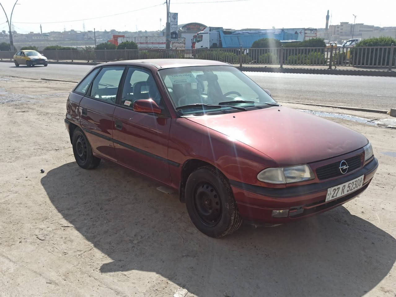 السلام عليكم 
استرا
حجم 18
موديل 1992
رقم ذي قار  الدولي
هزه و سنويه جديده
كير شرط 
محرك نفخ 
سياره بيها جاملغ امامي صبغ فقط بدون دواخل شرط
شرط التحويل 
السعر 42$ وبيها مجال
🛑ملاحظه مهمه
 يرجى الاتصال من  الساعه 9 صباحأ إلى الساعه 9 مساء
#العنوان موصل الجديده شارع بغداد مجاور سنتر بغداد
#مكتب ال رزان للسيارت
***********
***********
