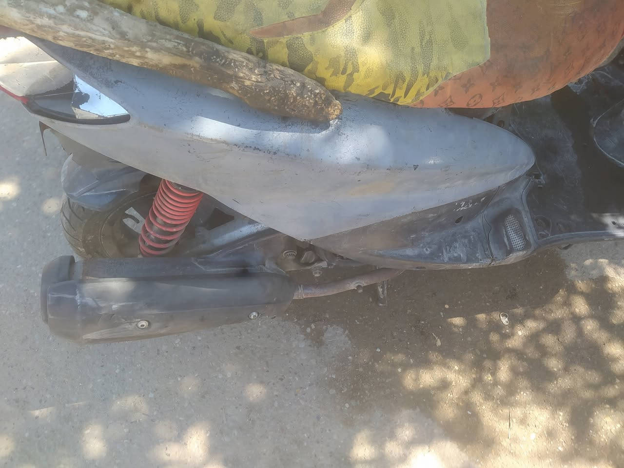 السلام عليكم دراجه سكنس نثية بيها والفات طافية رايدهة (125) الف قفل كوم حديد  مكاني بغداد الحرية


**إذا كنت صاحب هذا الإعلان وتريد حذفه لأي سبب، رجاءا أرسل رسالة إلى الدعم الفني**