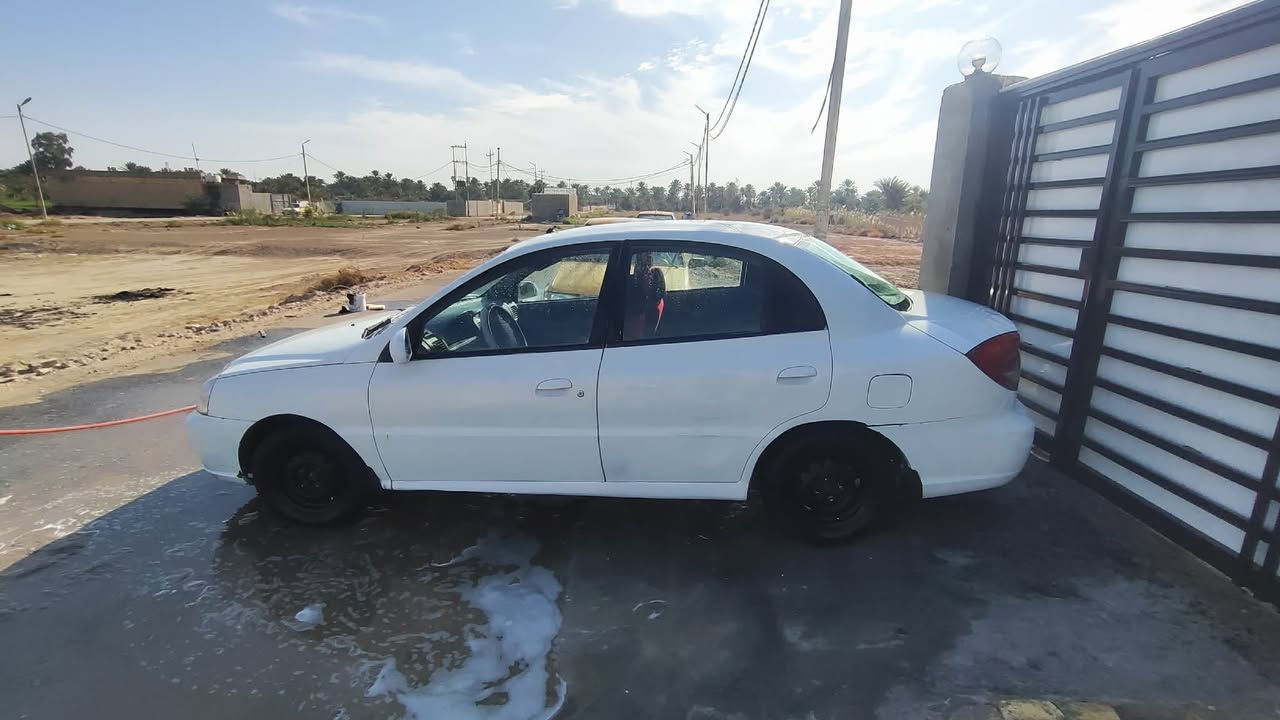 كيا ريو 2010الشكل القديم أوتو كير ومحرك كهربائيات جاهزه من كل الامور ٦٦$وبيه مجال قليل *********** مكانه الديوانية
