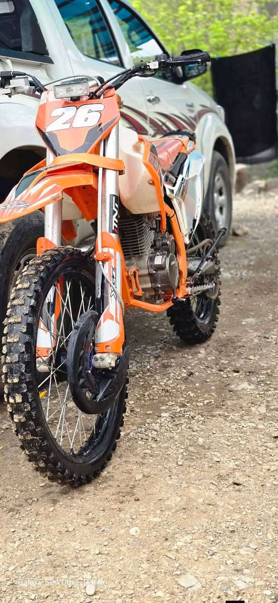 بەناوی خوا
ماشاءاللە لە ماڵی هەموو لایەک K26 بۆ فرۆشتن ماڵێکی تا بڵێی پاکە

شوێن :هەڵەبجەی تازە 

نرخی :12 وەرەقە و مەجال

ڕەقەم :***********

ئەدمین 🖤
