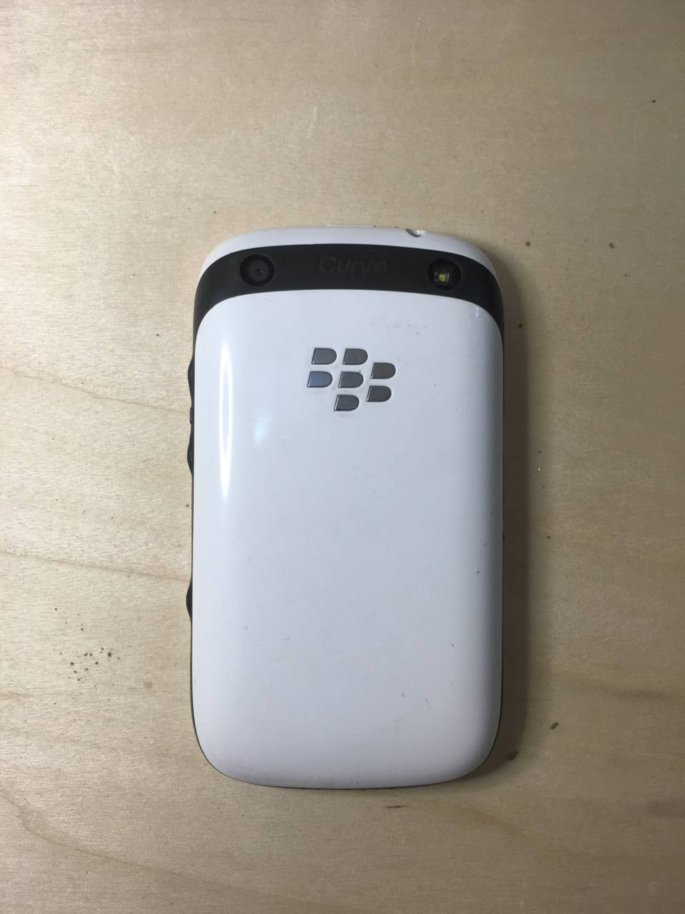 السلام عليكم
بلاك بيري blackberry 9320 بحالة الشركة انتاج 2012
السعر 30 الف.
يوجد توصيل.
للتواصل على الواتساب ***********
