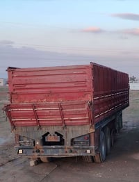 عربانه للبيع شاصي 14 حدادي السعر 50 07716896074