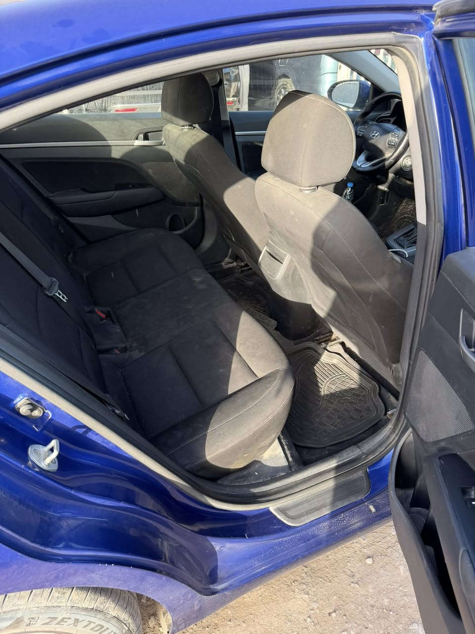 السلام عليكم النترا موديل 20
وارد كندي  
ماشيه ١١١،٠٠٠
السياره طبت العراق كلين تايتل 
بالعراق بارد خفيف بالجاملغ
رقمها بابل شبه مميز 
مواصفات ستندر سوك
السعر ١٤٠وبيه مجال للشراي 
للاستفسار: ***********
