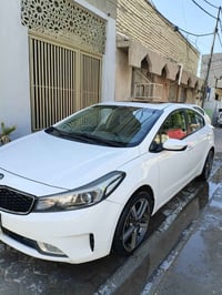 سيراتو ٢٠١٨ • فتحة • كاميرا