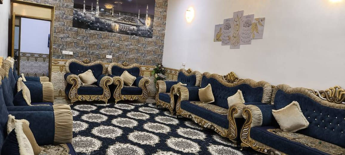 السلام عليكم
بيت للبيع المساحه 250 م
الموقع الرمادي التأميم الحكم المحلي
شارع 15  خامس بيت عن المشاتل
بناء حديث التفاصيل داخل صور
للاستفسار ***********
