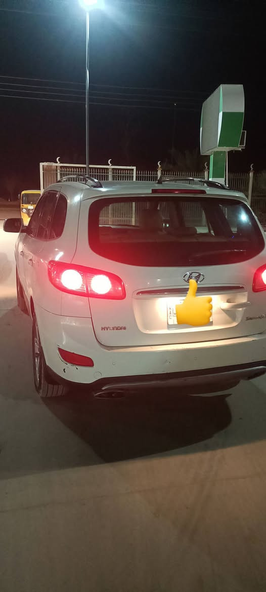 السلام عليكم سنتافيا للبيع موديل 12 وارد خليجي محرك 2400
فتحة قمارة 
تبريد 3قطع 
رقم نجف سبعة راكب 
بيها بس بنيد 
السعر 135وبيها مجال 
للتواصل نفس الحساب 
أو على الرقم ***********
الرقم الثاني ***********
