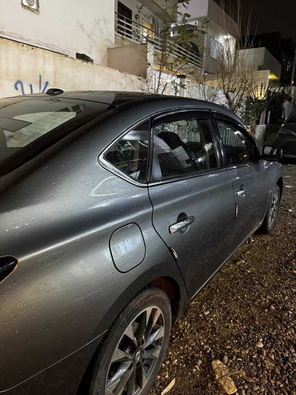 نيسان سنترا 2017. مواصفات sv.  سياره بدون حادث كلين تايتل مبدل بنيد نفس لون أثر سقوط طابوكه سياره بصمه تشغيل بصمة ابواب. 3 وضعيات قياده  رقم سليمانيه مميز الانكليزي. سنويه بأسمي تحويل ثاني يوم سياره خير من الله دون نقص. كير مكينه كفاله عامه. المكينه الجبيره   سنويه لحد 2030 ماشي 151 الف مبدل دهن مكينه جديد دهن كير جديد  مابيها كل نقص. السعر 117 وبيها مجال. (رقم مميز) تواصل *********** او ***********. او تواصل خاص
