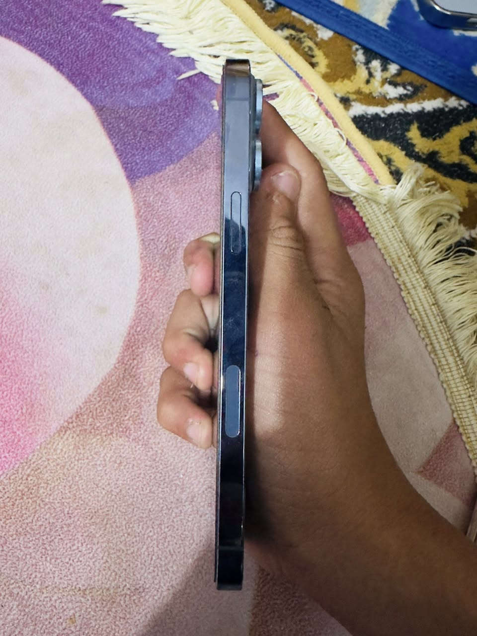 السلام عليكم
ايفون 13 برو ماكس 
كفاله عامه الفحص كدامكم 
بطاريه 82
كلشي ما مبدل بي
لشراي فقط 
ملاحظه/المو شراي لا يطب خاص 
السعر (950) وبي مجال 
***********
