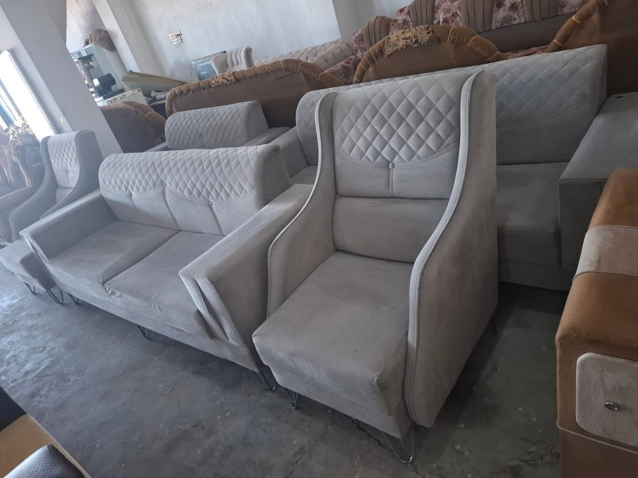 تخم باله تركي  نظيف جدا جدا 10نفر اسفنج ضغط طبي بولستر  نضيف باله تركي
الحمزه الغربي ***********
