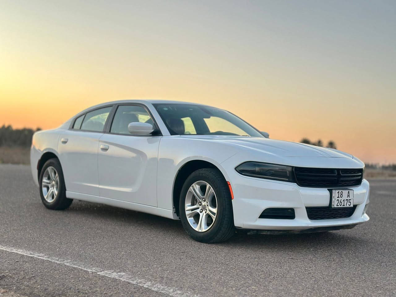 السلام عليكم
دوج جارجر  ٦ سلندر
موديل 22 اصل 
حره رقم بابل 
ماشيه 30
حادث جاملغ خلفي 
بجم كبس شركه 
 صور حادث  مرفقه
السعر/ 197 وبيه مجال. بسيط 
***********
