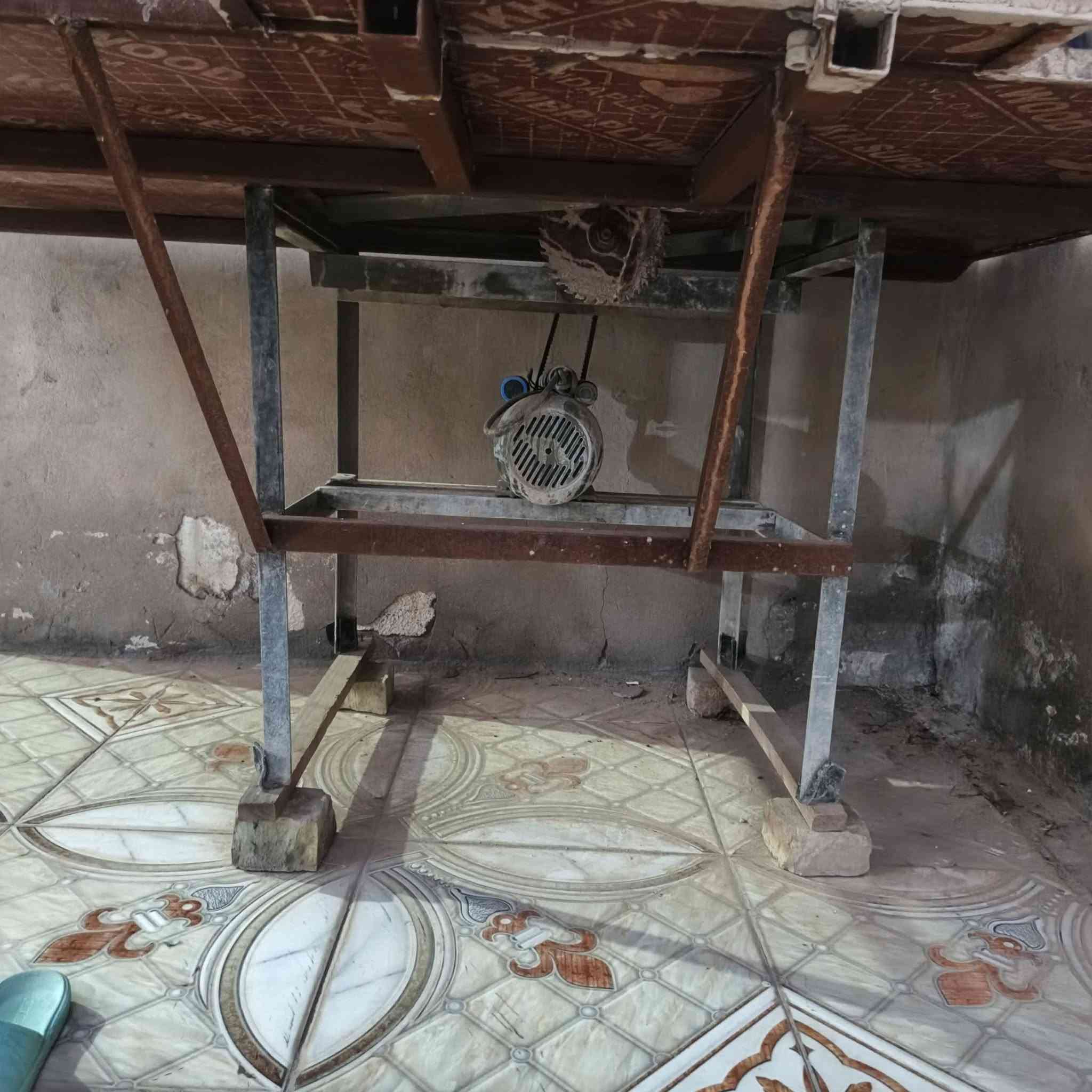 مكينه نجاره للبيع ***********
