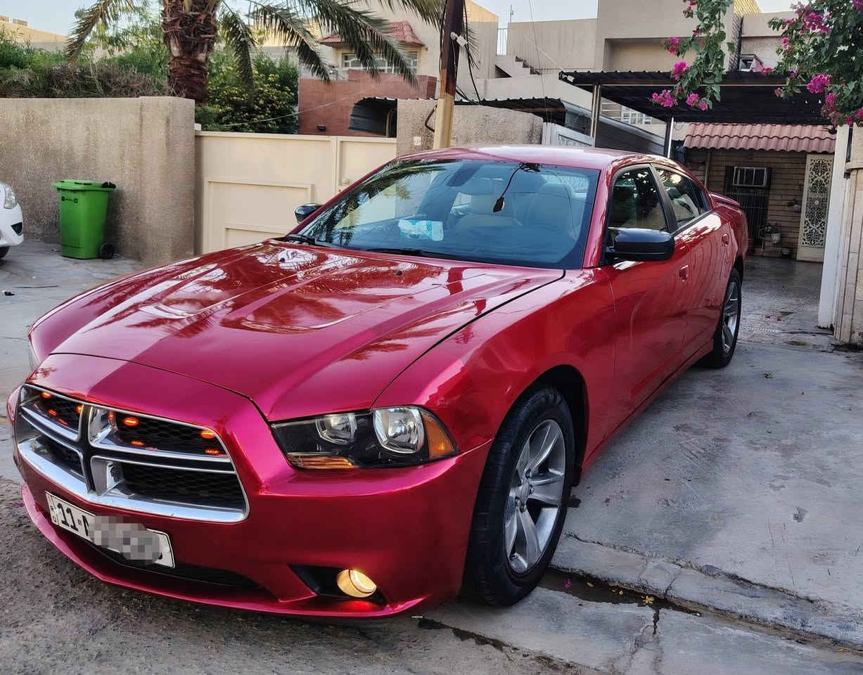 السلام عليكم حبايب
اللهم صل على محمد وال محمد

________________________________

عندي دوج جارجر 2012
V6 3600 💪💪💪 
لون طماطي مميز 🌹 
________________________________

تو ويل
داخل عسلي
كير عصا 

حادثها خلفي جاملغين وقبغ الجنطه

مواصفاتها عاديه
السياره جاهزه ومابيها اي نقص
سونارها مرفق بالصور

اخوان السياره جاهزه على آخر حبايه
تريدها مال جنى ترهم🚗
او تشتغل بيها على باب الله هم ترهم🚕 
 كل نقص مابيها 
________________________________ 
السعر 143
بيع او مراوس حسب القناعه
مكاني بغداد حي الجامعه ت***********
