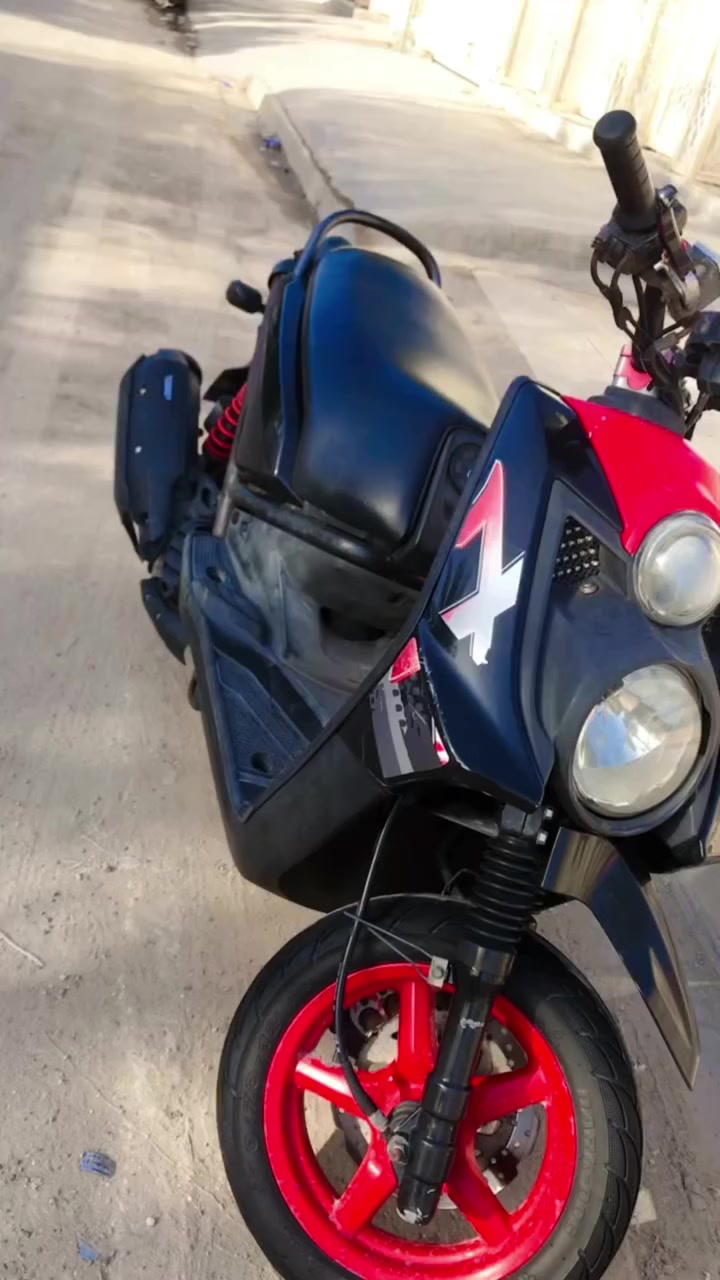 سلام عليكم 
     سكنس جبلي للبيع موديل 14 كفاله عامه الدراجه مكفوله من الطول لطول وصل معرض موجود مصار هواي نازله رمبه ع ايدي مكينه طخه مامطخوخه كفاله خرسه خرسه خرسه نكره سلف بكل وكت كفر ختم واحد 
مكان بغداد بلديات تقاطع كهرباء سعر 1250 وبيها مجال 
***********
