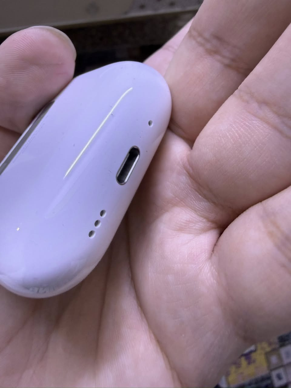 السلام عليكم
ايربودز برو جيل 3
نظافة السماعة %100
السماعة بعدها بلضمان مفتوحة من الباكيت بشهر 11
سعرها 300 قفل قفل 
تواصل واتساب فقط 
***********
