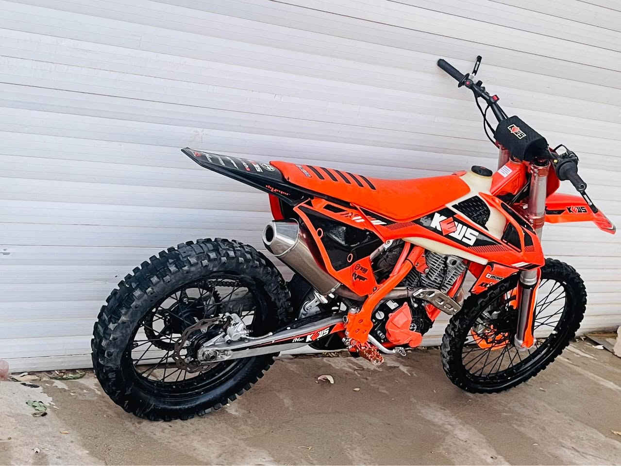 سلاو براياني ئةزيز
ئةم kews بؤ فرؤشتن 
يان گؤرينةوة بة( _rmz_ktm_crx350)  
مؤديل ٢٠٢٤
مةكينة ٢٥٠ 
٤ وةلف
٥ گير 
بؤ عةيب مةپرسن
برغوو بة برغووي بةشةرت 
 نمونةي جواني و قوةت 
سعري (11گةلا و 50 دؤلار) 
رجائةن مةعامةلة قفل ناكةم موشتةريت وةرة سةيريكة و مةعامةلة دةكةين  
بةپيي توانا خاترت دةگرم
 شوينم نزيك كةلار
٠٧٥٠٨٢٠٤٧٠

 واتسئةپ ***********

ئةدميني❤️ كالار, السليمانية
