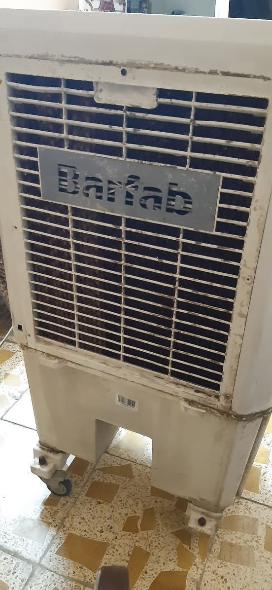 السلام عليكم كونفيرا حجم وسط شغاله ونظيفة فقط ضرر الدكمة مال موزع متطفى بيها كسر يعني الموزع باقي مشتغل السعر ٩٠ وبيها مجال بسيط بغداد مدينة الصدر


**إذا كنت صاحب هذا الإعلان وتريد حذفه لأي سبب، رجاءا أرسل رسالة إلى الدعم الفني**