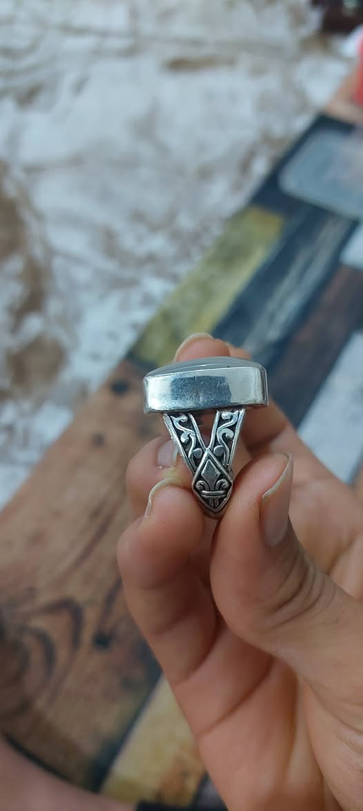 السلام عليكم محابس للبيع في البصره التواصل والاتصال ***********
