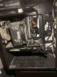 شلونكم اخوتي Pc للبيع اخوان الحاسبة ينرادلها فقط تنضيف من التراب لان ت...