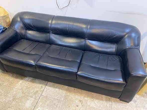 للبيع بسعر مناسب مكان منصور داودي ***********
