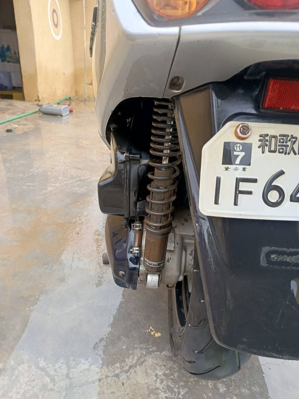 سلام عليكم فورزه 06 البيع مكينه مكفوله  وراق موجوده سعر 750 وبيهه مجال المكان تقاطع نهروان مشروع 9نيسان
***********
