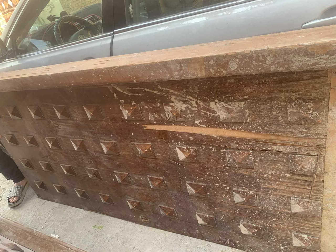 السلام عليكم بيبان ثنين واحد بدون جرجوبه والثاني ابو طلاقه  يرادلهن ترتيب وياهم قفل واحد سعرهن ١٢٥ مكاني بغداد الشعب ***********
