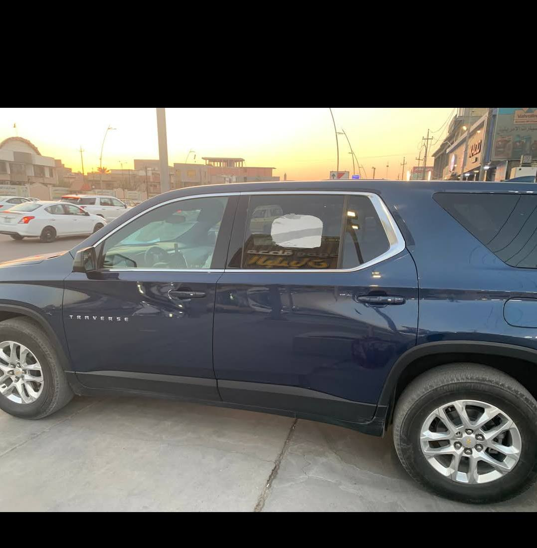 السلام عليكم
ترافس شوفر للبيع
موديل 2023
نوع LS 
تبديل قطعتين 
سياره حره اي محافظه تترقم
نقطة تحديد مسار
سياره بيه صبغ بنيد وجنطه فقط
سعر 215 وبيه مجال
للأستفسار ***********
