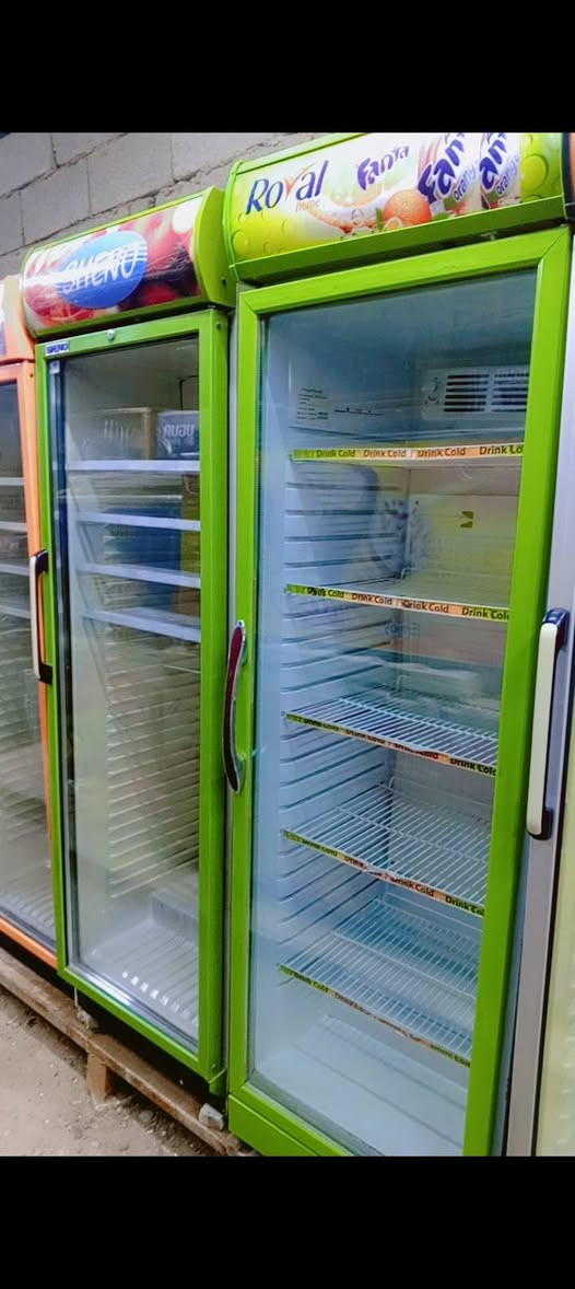 يا الله اسلام عليكم عارضات عامودي و بطحي ايكور تركي اصلي شرط بلاديات و شرط النضافه العنوان بغداد حي البتول الشراي ينتصل و بل خدمه ***********
