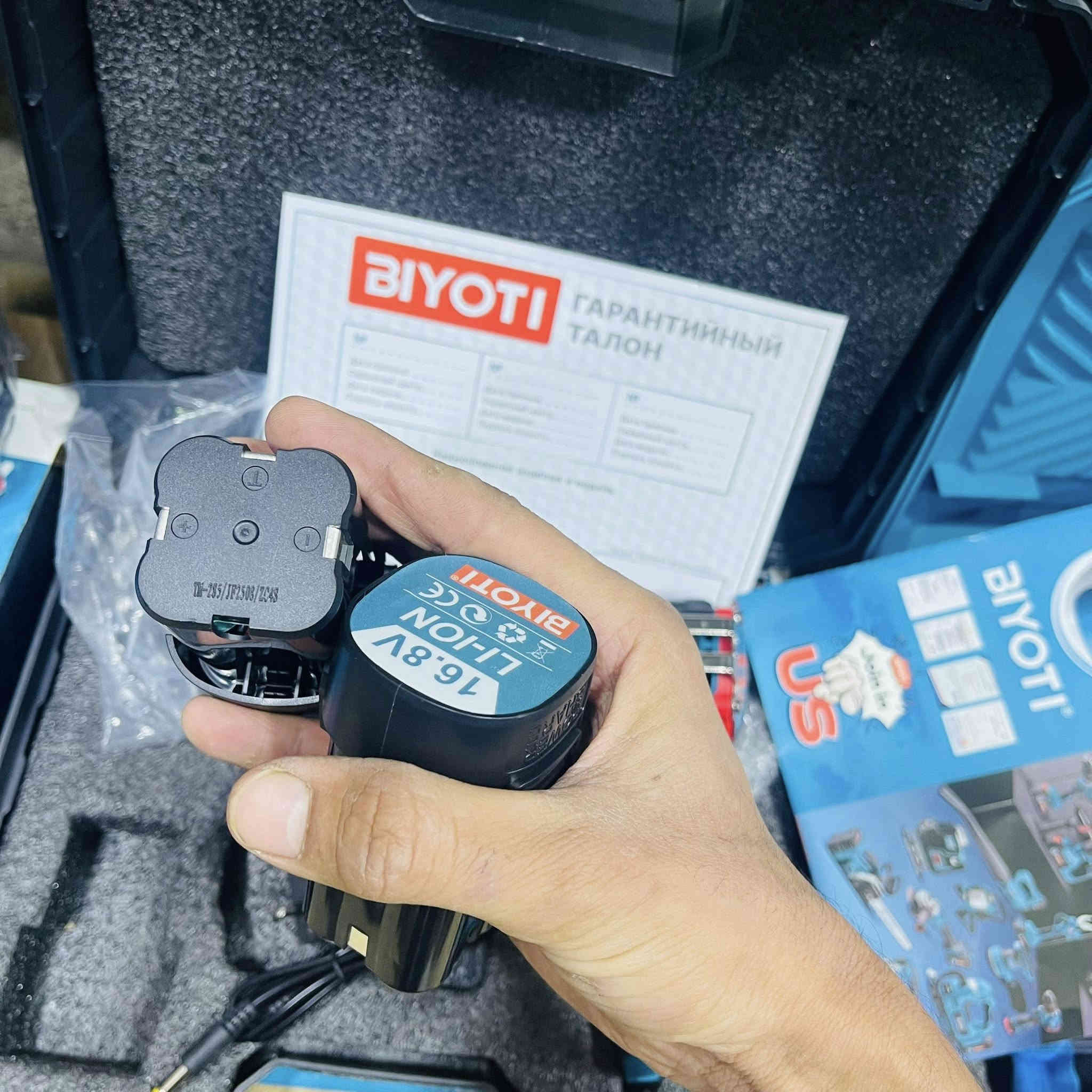 #توفر: الأمباكت الاقچم( القزم )للعملاق🔥شركة  BIYOTI 💪🏻  { دريل + بطاريه عدد 2 + شاحن { أمباكت 1400 R/MIN }

#التفاصيل : برشلس نضام عالي الكفائه ل تحمل ضغط العمل / بطاريه عدد 2 { 16.8 V } فعلي تفريغ عالي الكفائه لعمل ساعات طويله BIYOTI / تحكم عزم 24 { دورة 1400 / R/MIN }/ قاعدة حديد من الخلف ل تحمل الصدمات مع ضمان جودة المنتج

♻️ #هنالك فيديوهات ل تجارب الزبائن والأساتذه الكرام داخل التعليقات 🛠️

#السعر : 35 الف المفرد 

العنوان بابل توصيل 5 الاف التواصل خاص أو واتساب : ***********
