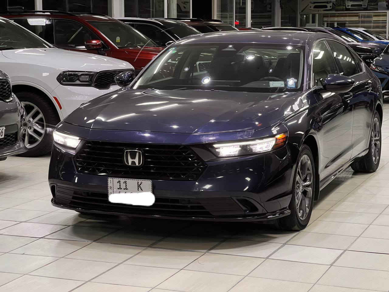 السلام عليكم سيارة هوندا ياباني اصلي فخمة فئة EXL هايبرد 2024 فول مواصفات ضرر خفيف جدا صورها بامريكا مرفقة . للتواصل واتساب *********** رقمها بغداد دولي مكان السيارة نجف
