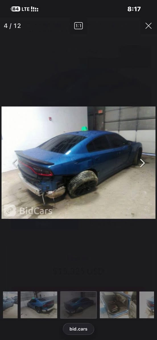 دوج جارجر sxt
بلاك توب 
لون مميز
موديل 2021 
مواصفات بلاك توب 
كشنات هيتر 
استيرن هيتر 
حساس خلفي
كامرة دواره
ويل 20 
السعر 245 وبيها مجال 
العنوان بعقوبة ديالى 
الضرر موضح بالصور
للاستفسار الاتصال 
***********
