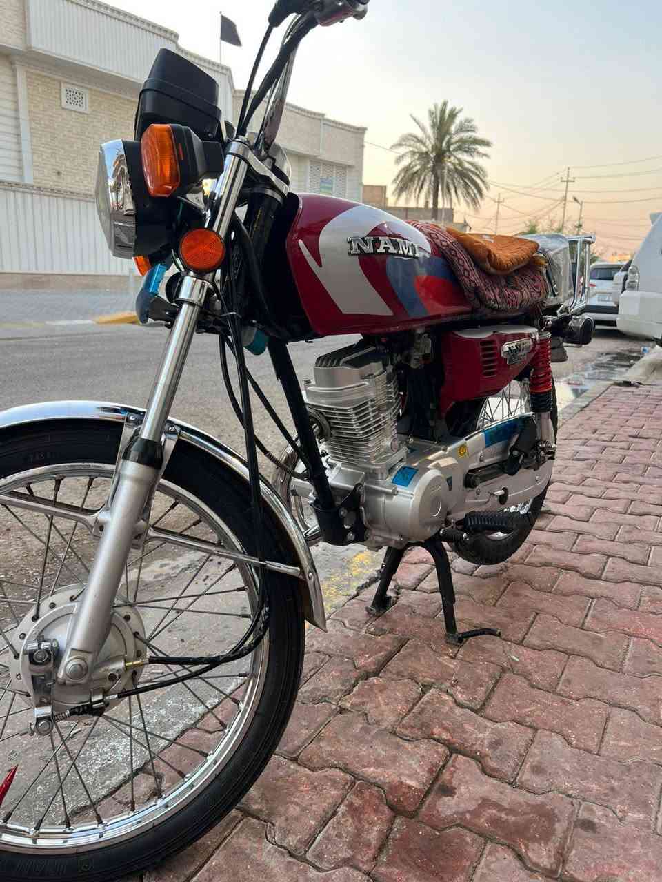 السلام عليكم
موطور اربعه كير نامه شلامجه اصلي لا سكنر ولا تعمير اصلي 
اوراق اصوليه موديل 2023
دراجه وكاله اي شي مامفتوح بيها كله على بلاد اي نقص مابيها من كل النواحي لدراجه نضيفه بمعنى وكيلها نوار
مكاني كربلاء 
سعر 1400 بيها مجال بسيط 
لرقم ***********
