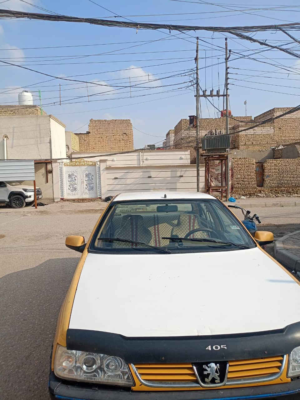 بيجوالبيع 405موديل 15نضيفه
ميسان حي العسكري 
سعر 28 ورقه وبيه مجال 
رقم  ***********
