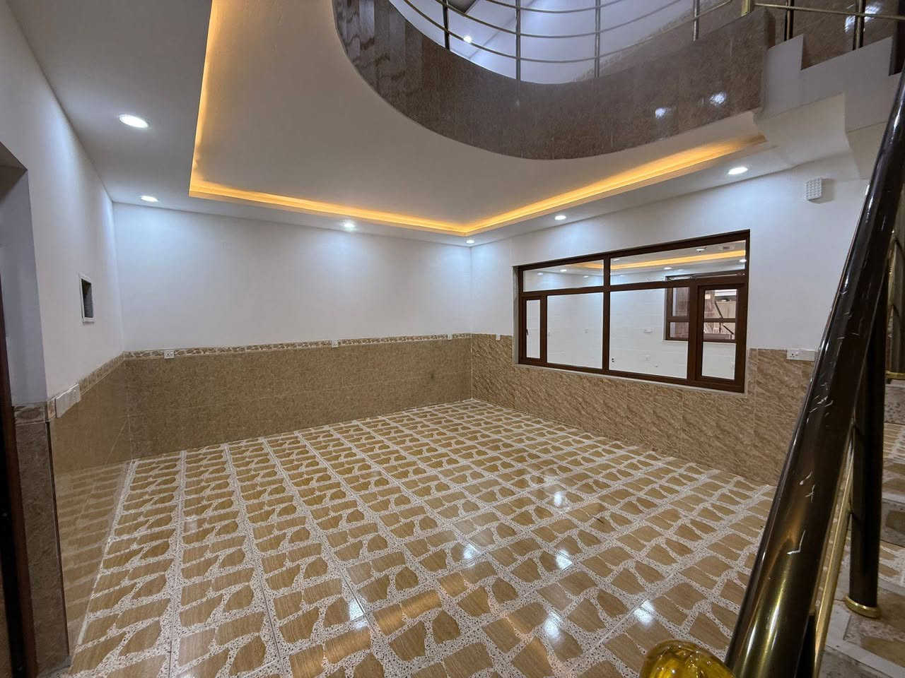 #عقارات_ابو_وسام 
🔸سند طابو يتسجل بإسم اي عراقي
📍أربيل-بيت للبيع 5حساروك قرب شارع120M
➖مساحة 125M طابقين 
يتكون⤵️
➖3غرف نوم 
➖استقبال-صاله-مطبخ-مجموعه صحيات-كراج

📸 السعر والصورة متوفرة على قناتنا الرسمية في التليكرام 👇
🔗 https://t.me/Hassanabowissam
تابعنا الان وشوف احدث العقارات يوميا ع الصفحه الرسميه في فيسبوك
🔗https://www.facebook.com/share/1FHZ1d86H9/

📞 تواصل مباشر واتساب أو اتصال:
📱 ***********
📱 ***********

#عقارات_اربيل #شقق_للبيع_اربيل #بيو_لبيع_اربيل  #فلل_للبيع_اربيل #مجمعات_سكنية_اربيل
 #عقارات_كردستان  
#استثمار_عقاري_اربيل #عقارات_بغداد_سليمانية_اربيل  #عقارات_شمال_العراق  

⬅️ الأسعار والصور داخل القناة… لا تفوّت الفرصة

تابعنا الان وشوف احدث العقارات يوميا 🏘️
🔗https://t.me/Hassanabowissam

7 دفتر 90 ورقه أربيل, العراق
