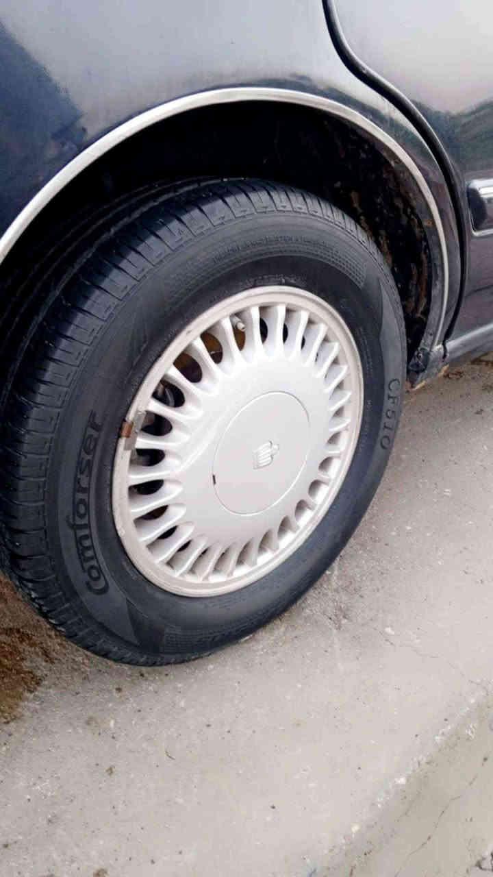 سيارة راس الثور للبيع لون نيلي باسمي تحويل مباشر
مكفولة من الصبغ والظربة والعيب الشرعي 
كير مكينة. كفالة. تبريد شغال سعرها 95 
رقم الهاتف *********** مكان السيارة ذي قار / النصر
