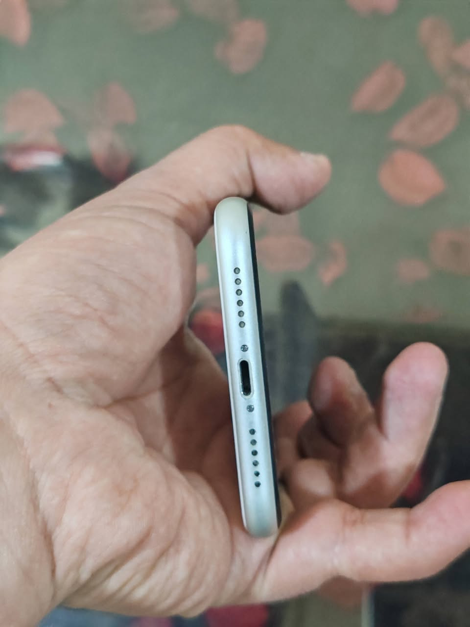 سلام عليكم
ايفون 11 للبيع او مراوس حسب قناعه
بطاريه 83 ذاكره 128 مامفتوح جلخ مابي
الموصل مكاني الأيسر سعر 275 بي مجال شي بصيط
رقم تلفون ***********
