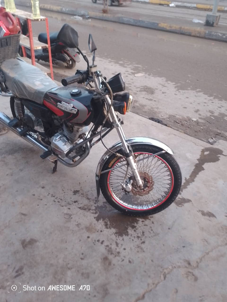 سلام عليكم دراجه تايكر للبيع موديل 22 مكينتها 25 دراجه خير من الله لا صرفف ولا بخار كهربايات كله شغاله الدراجه مكفول كفاله عامه اوراق موجوده السعر 450 او بيها مجال حك الجيه مستعجل علا بيعتها حيل مكاني ديالى بعقوبة ***********
