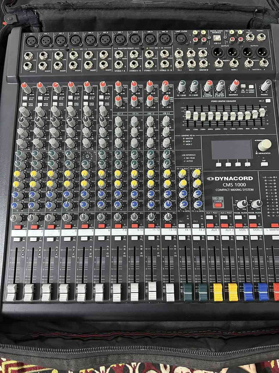 السلام عليكم مكسر 1000 اصلي وكاله مكفول من التصليح والفتح السعر 17$ 
بغداد مدينةًالصدر 
***********
