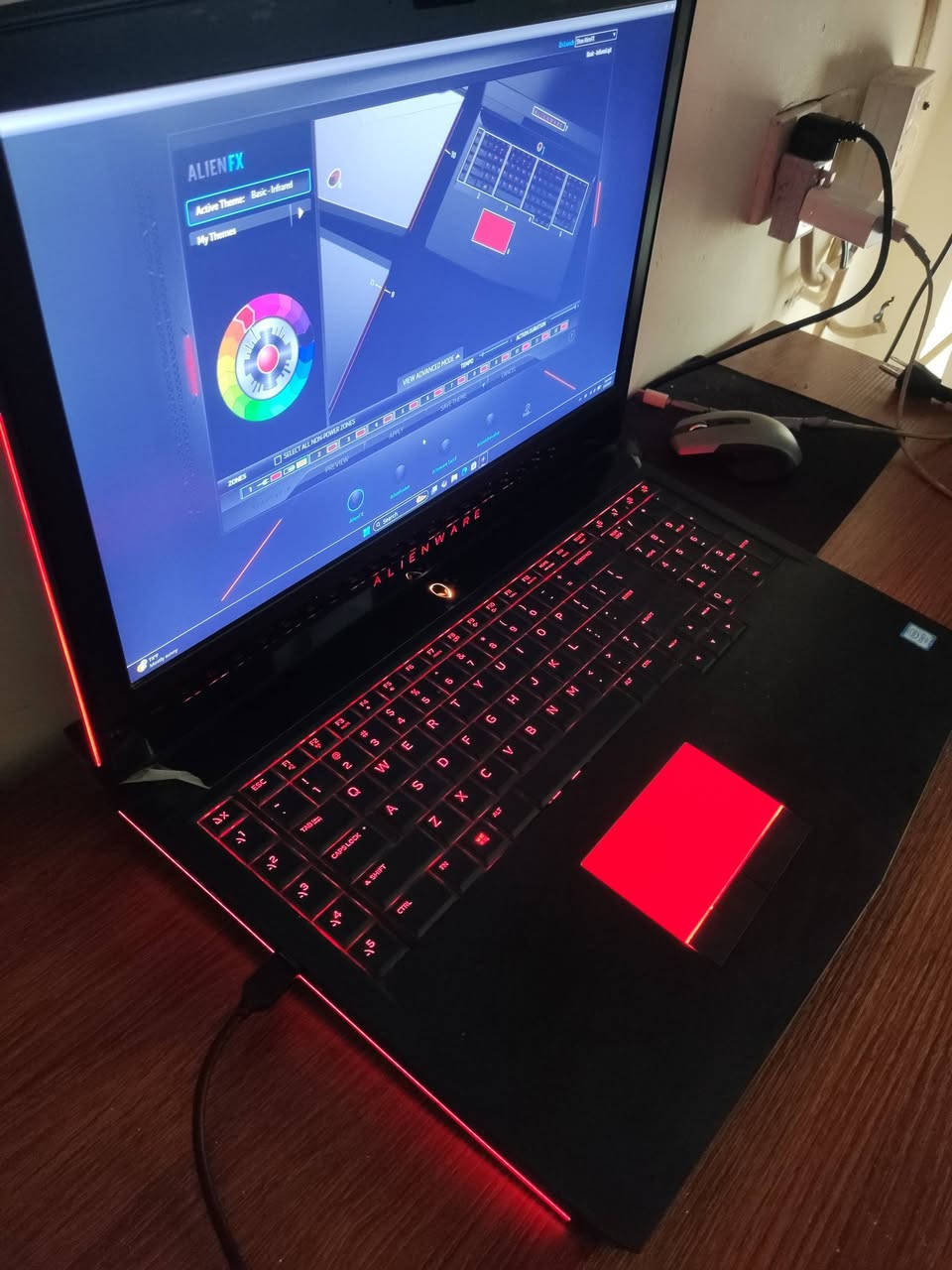 لابتوب الغني عن التعريف الينوير 17 R4

مواصفات ......
GTX 1070 8GB
I7 6700HQ
RAM 16 DDR4
SIZE 17.3 60FPS
SSD M.2 128
HDD 1TB

تحكم كامل بالالوان وتخصص لكلشي لون
السعر 650 الف مكاني الكوت ما عندي توصيل


**إذا كنت صاحب هذا الإعلان وتريد حذفه لأي سبب، رجاءا أرسل رسالة إلى الدعم الفني**