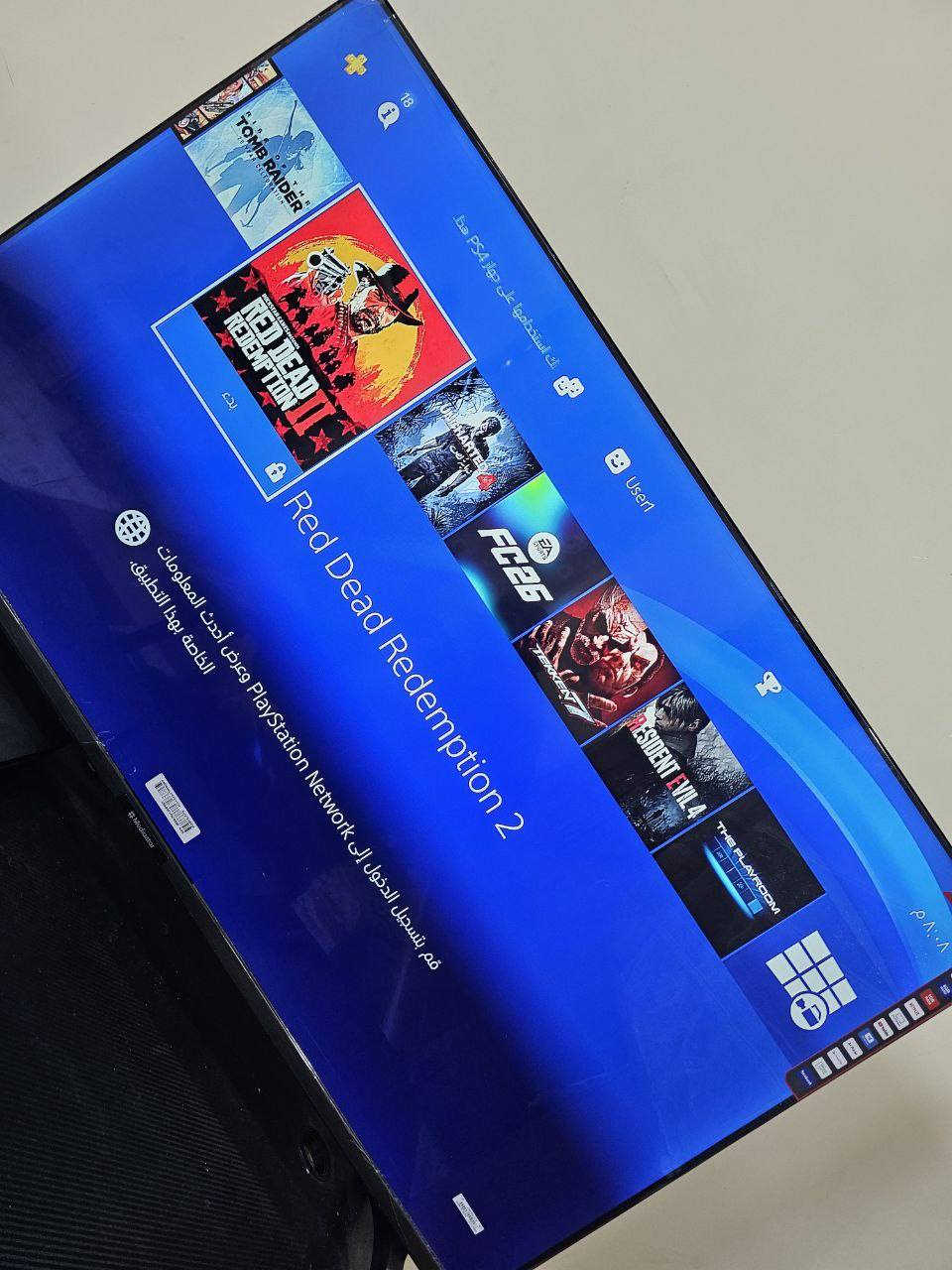 سلام عليكم بلي 4 سلم مهكر ذاكرة 1 تيرا 
مع 2 جوستك مع حساب بي 10 العاب مثل ما موضح بالمنشور 
الجهاز كامل ملحقات و استعمال قليل وصار 3 اشهر من اخذتة 
مع شاشة سمارت حجم 50 مع ups 2000 
اذا بس البلي ب 240 الف 
اذا البلي مع الشاشة و ال ups  ب 500 الف 
مكاني بغداد حسينية الراشدية رقم ***********
